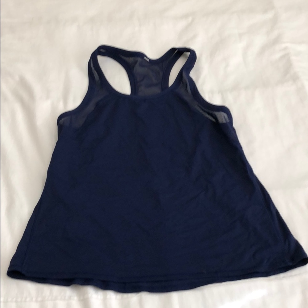Lululemon top